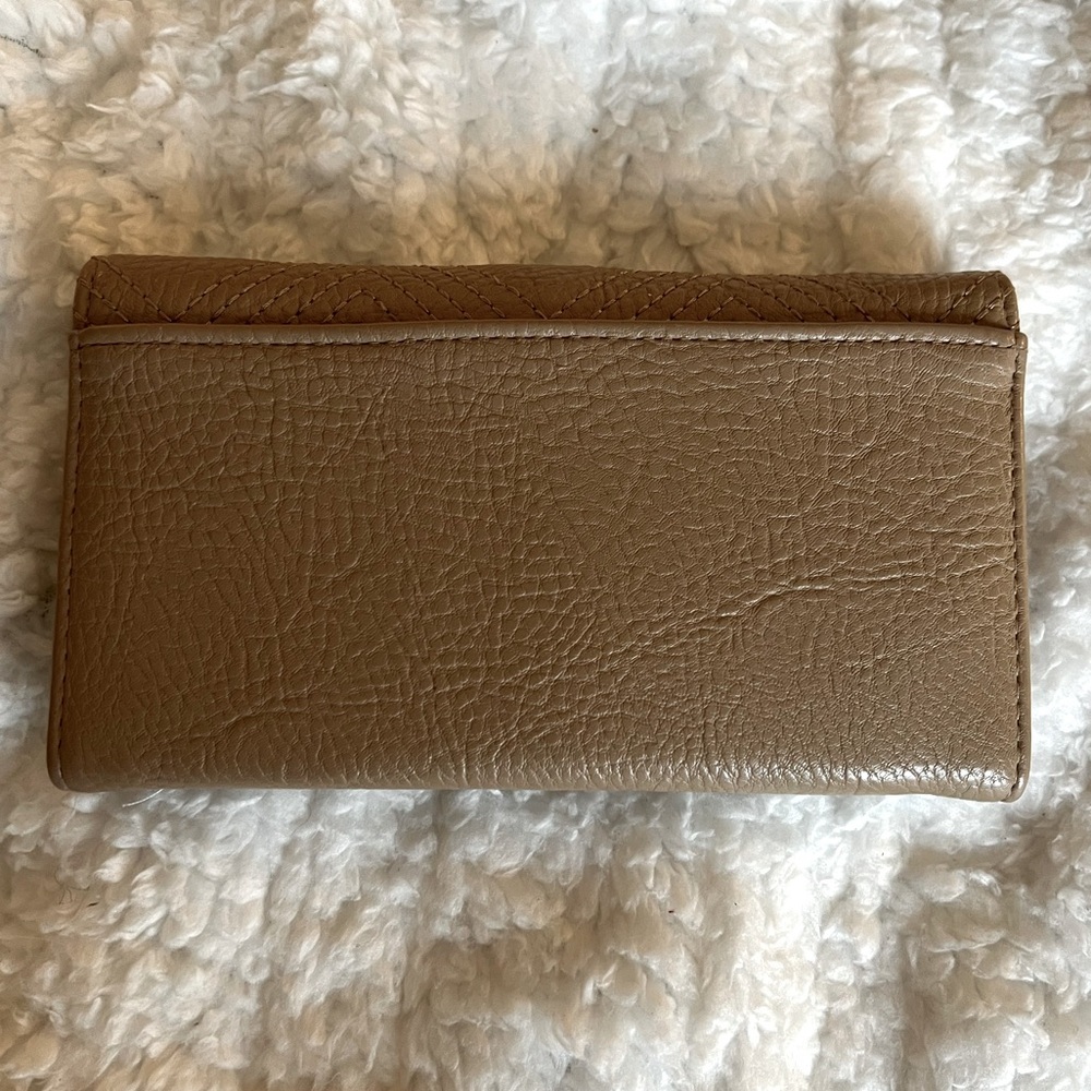 Jessica Simpson Wallet - Picture 2 of 3